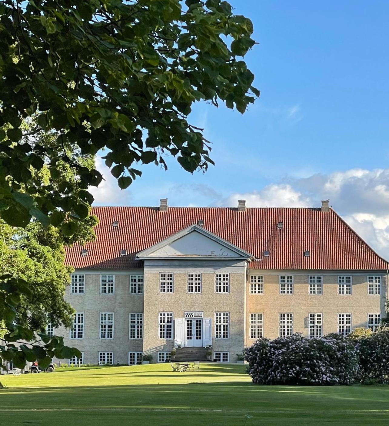 Skjoldenaesholm Slot Hotel Jystrup Luaran gambar